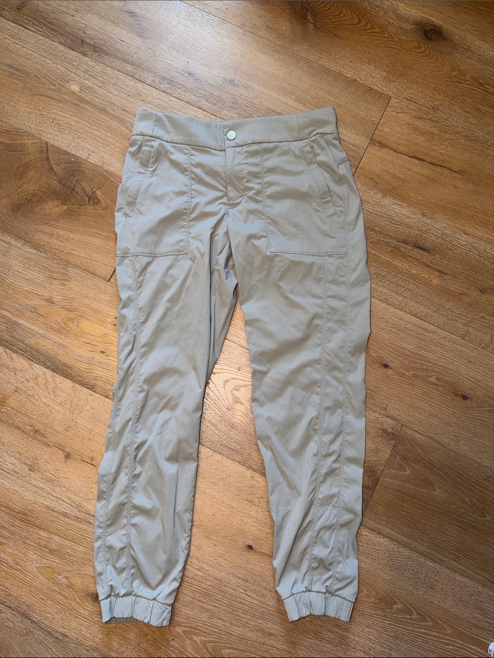 Athleta Trekkie ripstop active outdoor pants gray size 6 bottoms